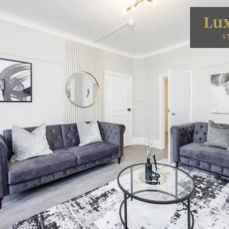 Charming & Modern 2Br - City Centre Nr The Beach & Famous Pier By Luxiety Stays Serviced Accommodation Southend-on-Sea Exterior photo