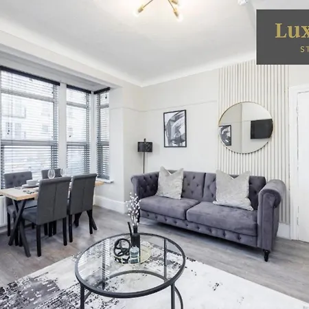 Charming & Modern 2Br - City Centre Nr The Beach & Famous Pier By Luxiety Stays Serviced Accommodation Southend-on-Sea Exterior photo