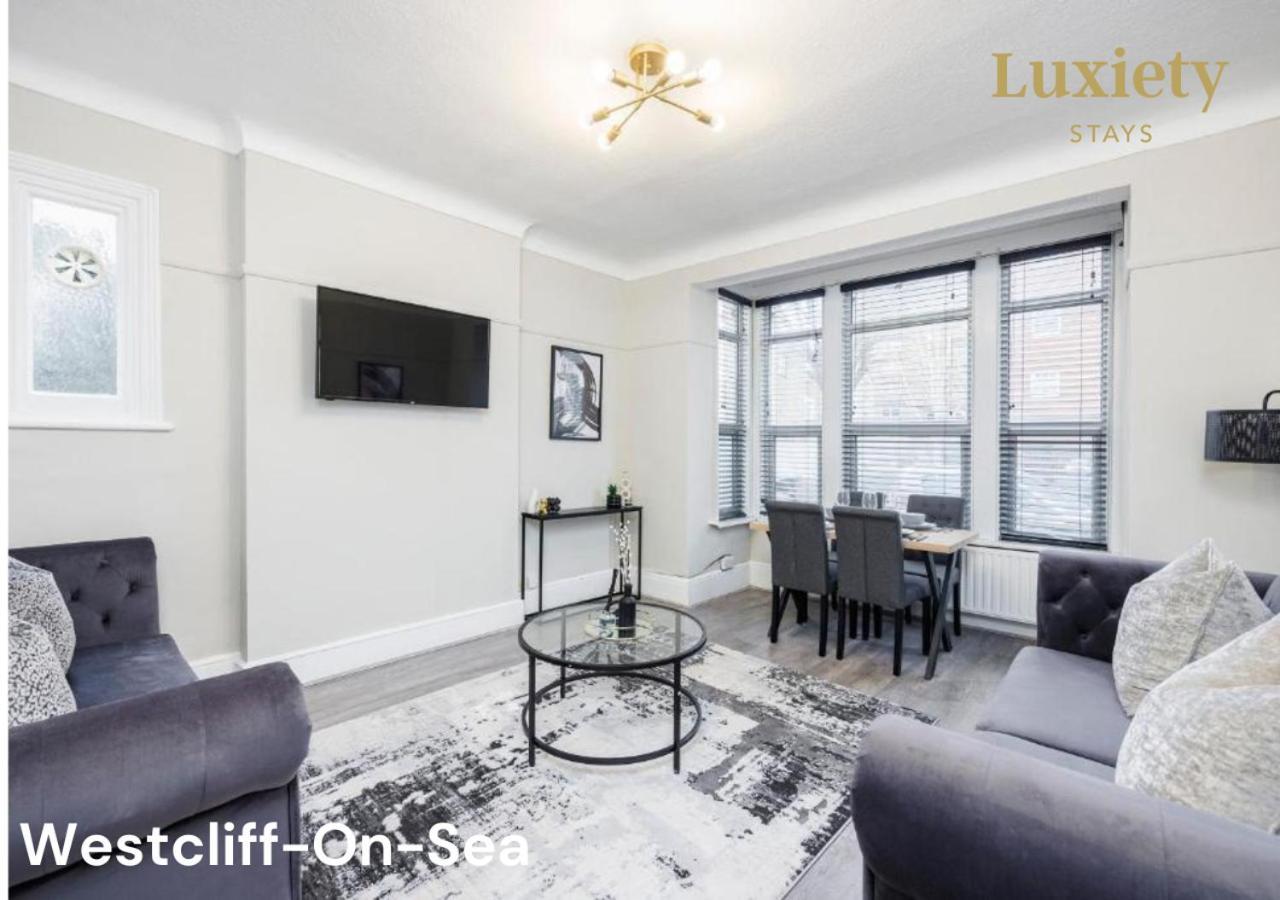 Charming & Modern 2br - Centre Nr The & Famous Pier By Luxiety Serviced
